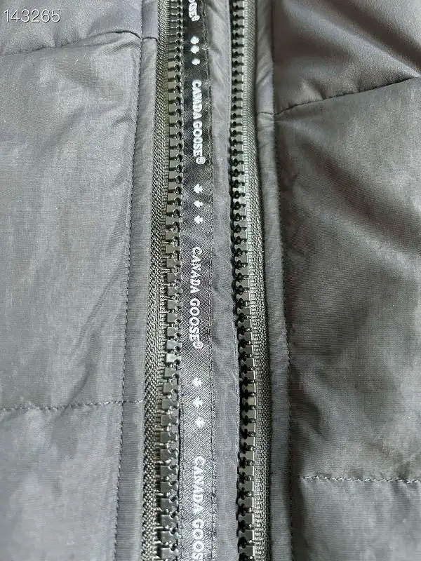Canada Goose S-2XL 26yr60 (28)